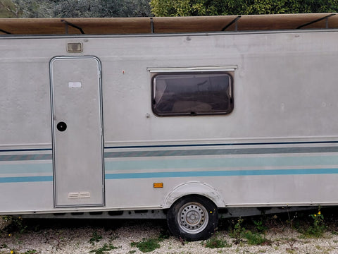 ROLLER 5 POSTI CON TETTOIA