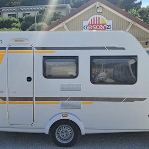 WEINSBERG CARATWO 400 LK 4 POSTI LETTO